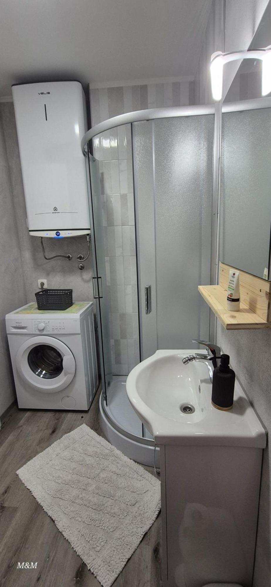 Kiara Rooms Йесенице Екстериор снимка